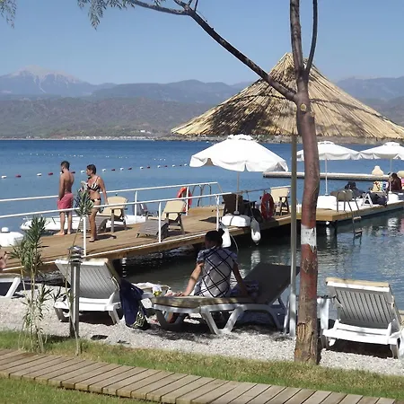 Alesta Yacht 4* פאטהיה