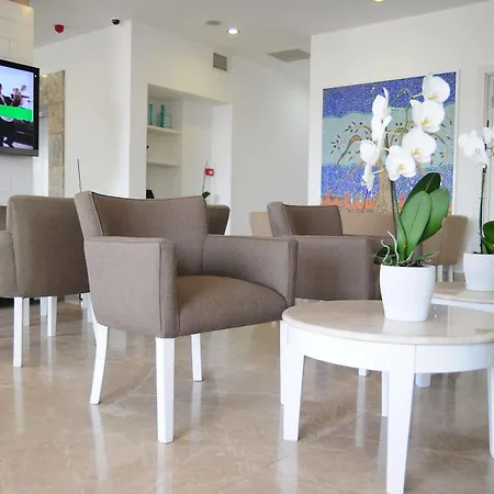 Hotell Alesta Yacht 4*
