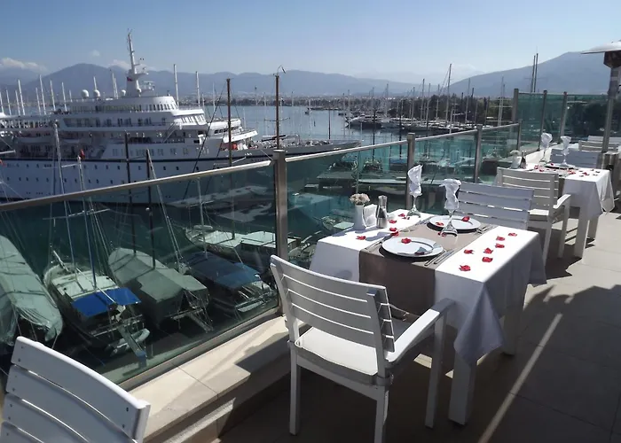 Ξενοδοχείο Alesta Yacht