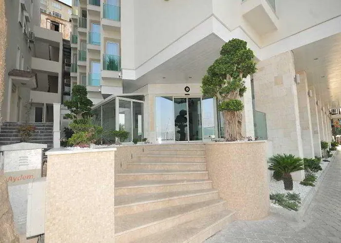 Ξενοδοχείο Alesta Yacht 4*