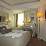 阿兰斯塔帆船酒店 4*