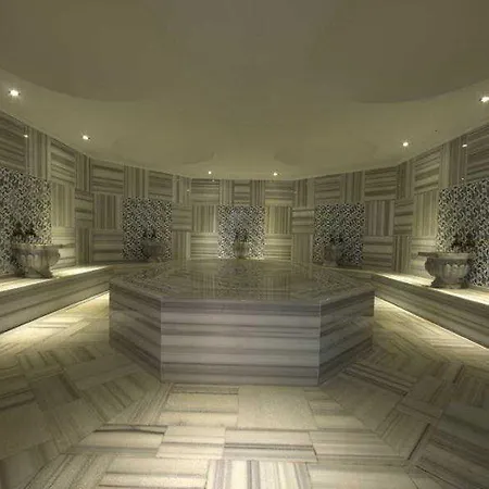 Hotel Alesta Yacht 4*