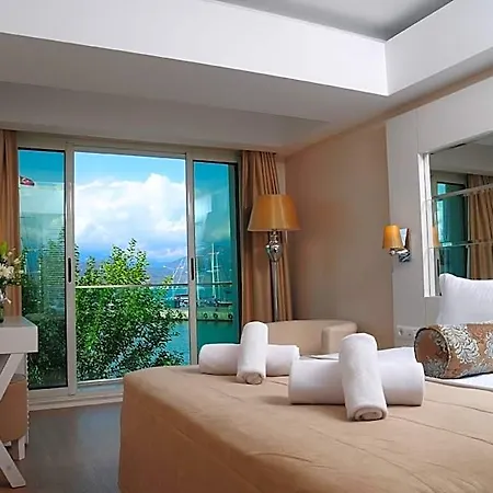 Alesta Yacht 4* Fethiye