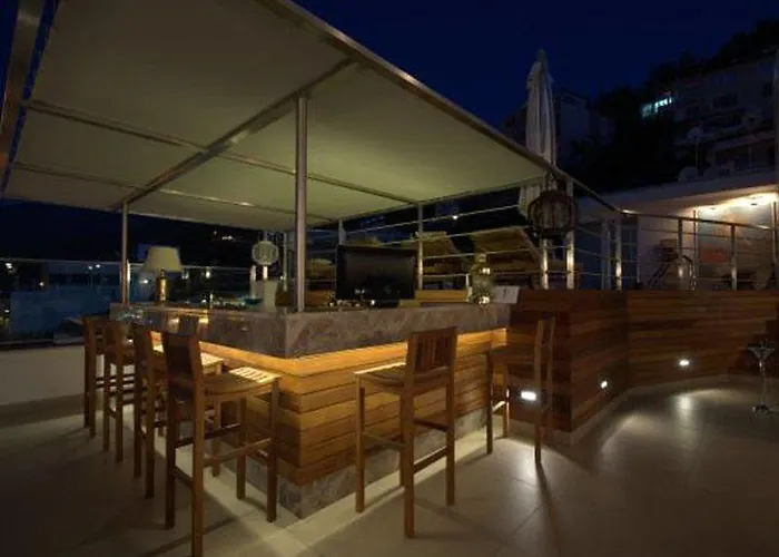 Hotell Alesta Yacht 4*